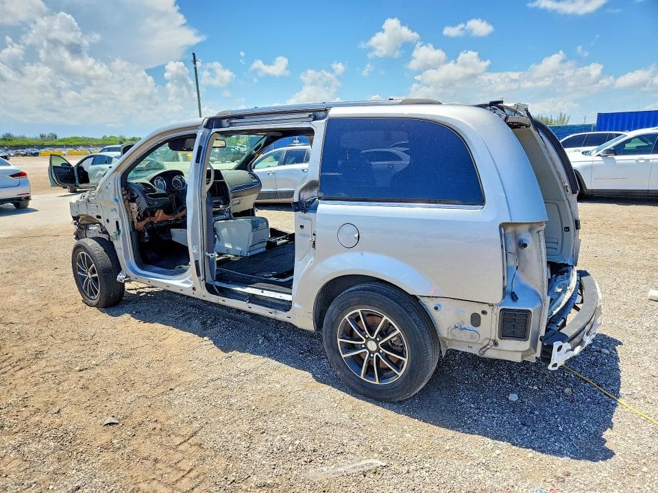 2019 DODGE GRAND CARAVAN SXT 2