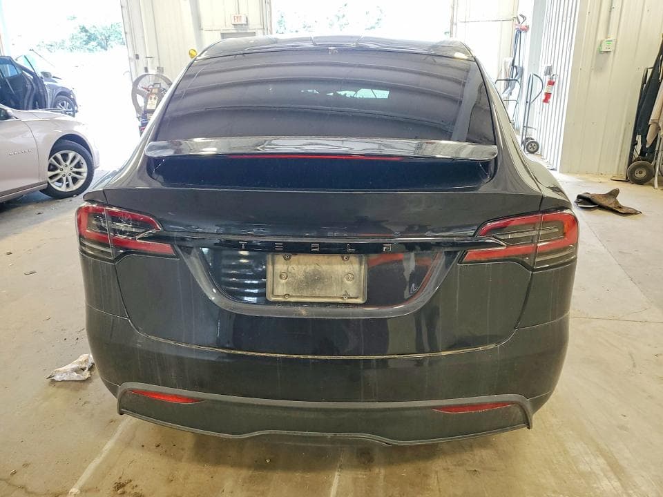 2024 TESLA MODEL X 6