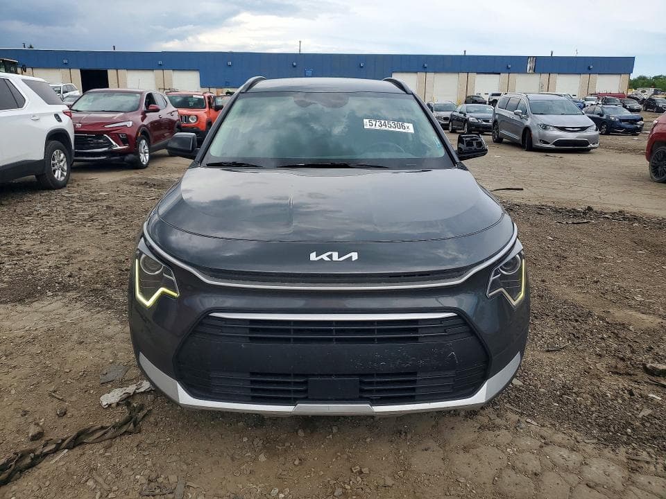 2023 KIA NIRO EX 5