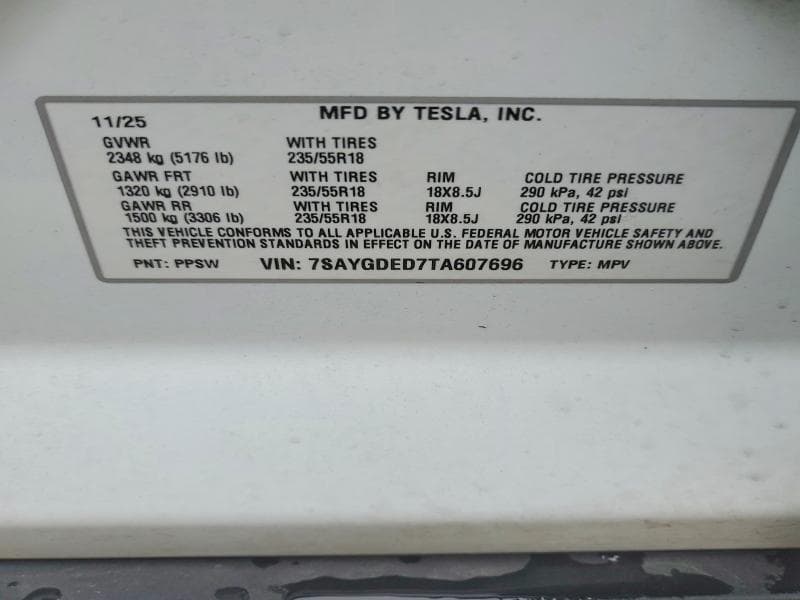2026 TESLA MODEL Y 12