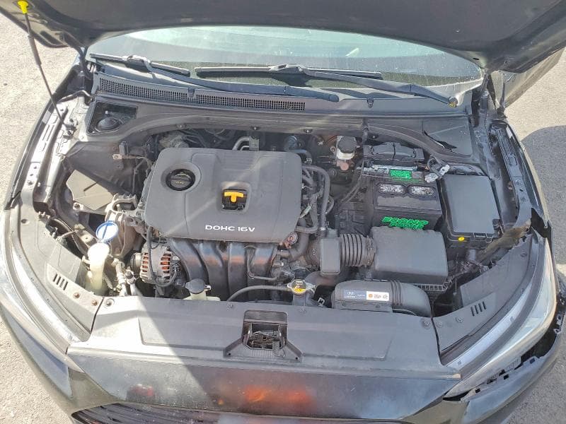 2016 HYUNDAI VELOSTER BASE 11