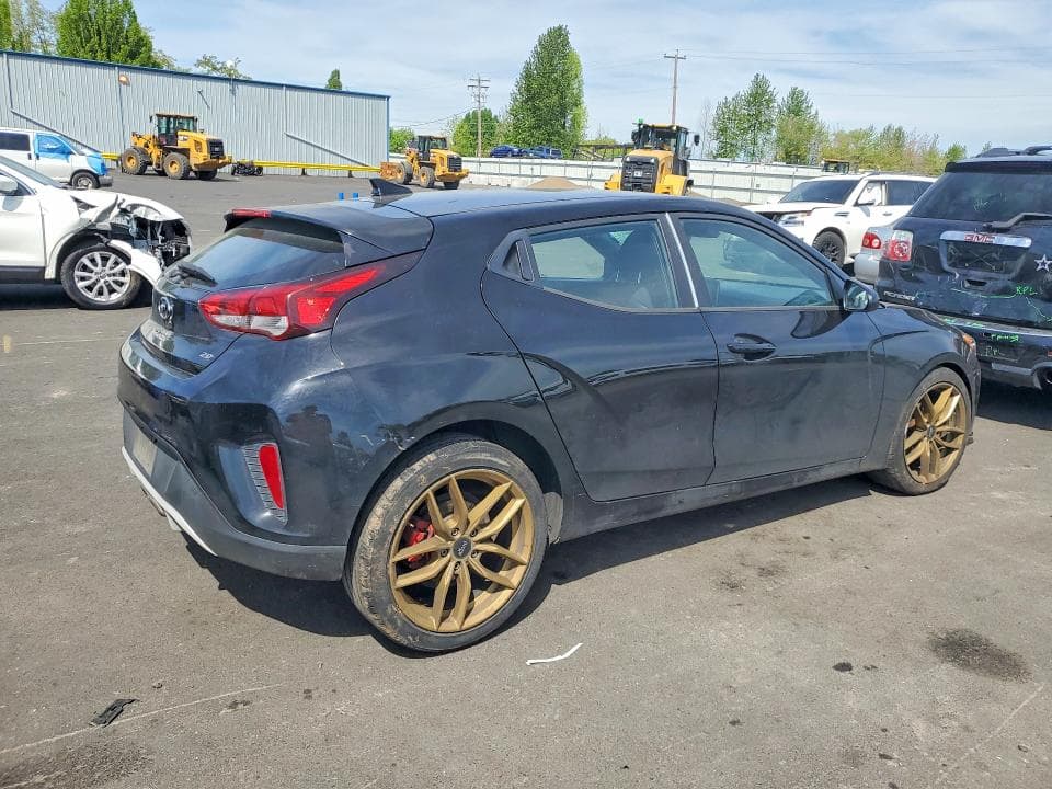 2016 HYUNDAI VELOSTER BASE 3