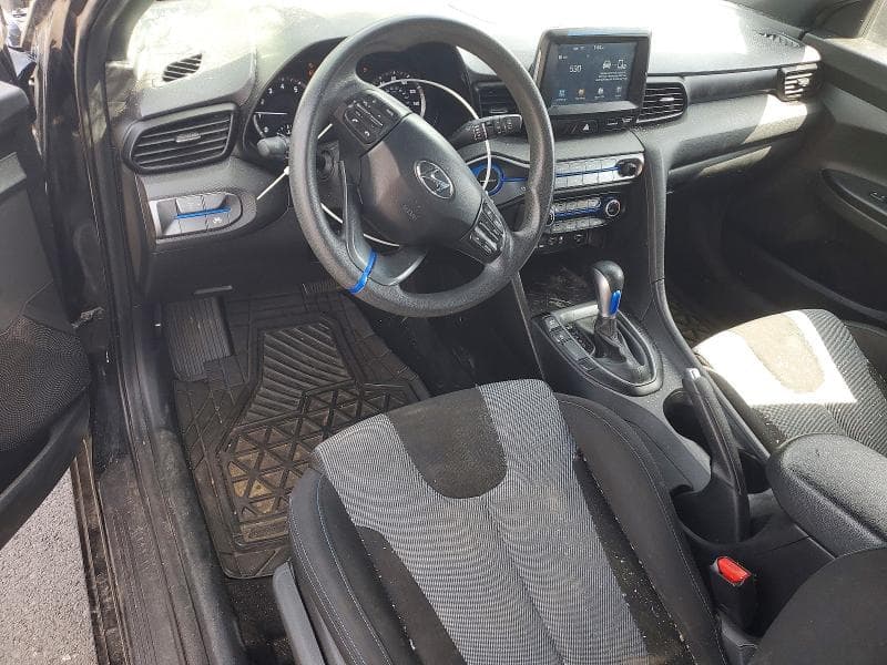 2016 HYUNDAI VELOSTER BASE 8