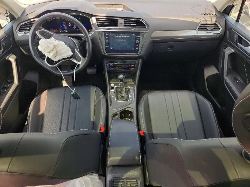 2023 VOLKSWAGEN TIGUAN SE 8