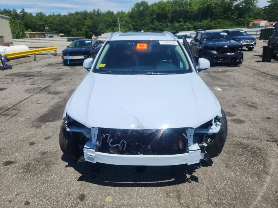 2024 VOLVO XC40 ULTIMATE 5