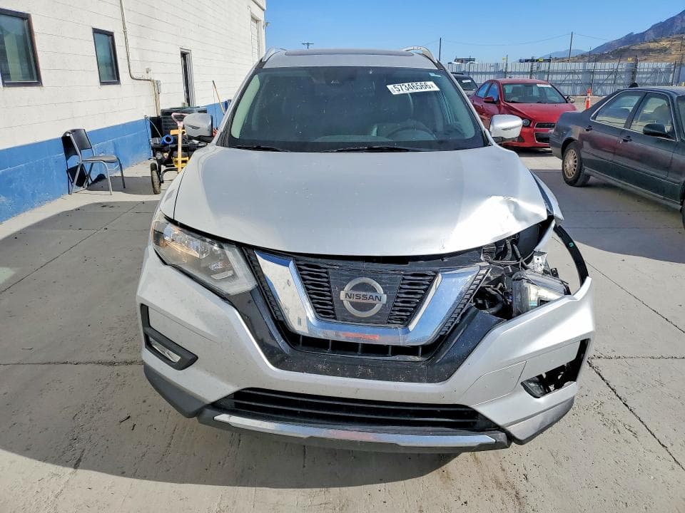 2017 NISSAN ROGUE SL 5