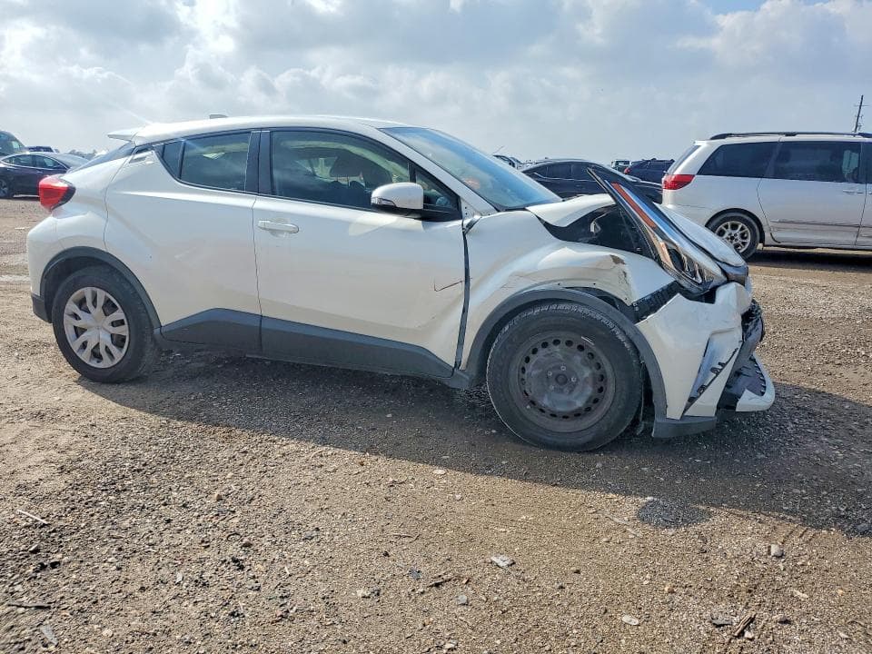 2021 TOYOTA C-HR LE LE 4