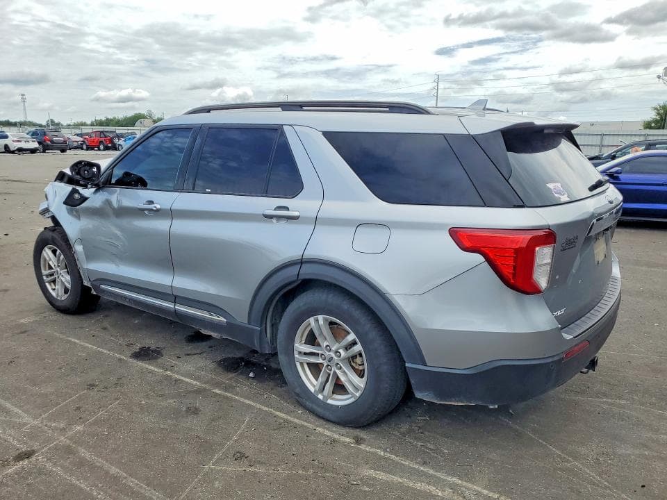 2020 FORD EXPLORER XLT 2