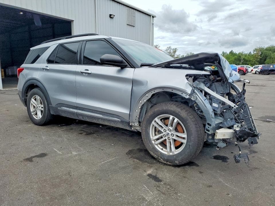 2020 FORD EXPLORER XLT 4