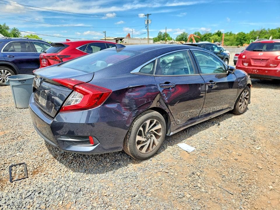 2018 HONDA CIVIC EX 3