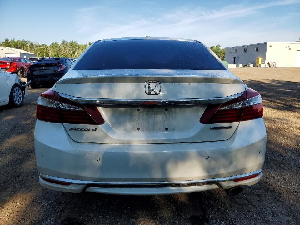 2017 HONDA ACCORD EX 6