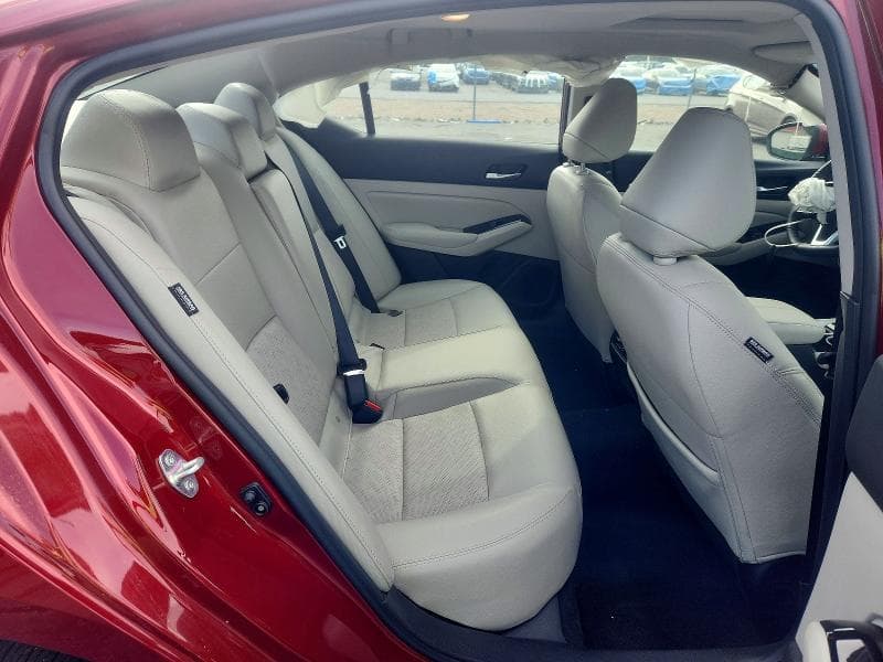 2025 NISSAN ALTIMA SL 10