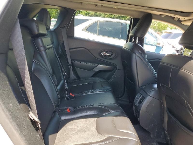 2019 JEEP CHEROKEE LATITUDE PLUS 11
