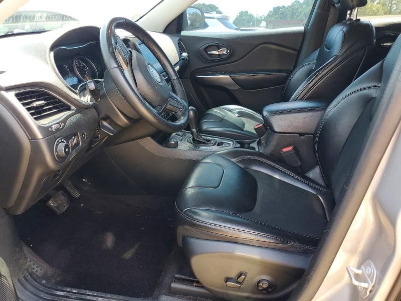 2019 JEEP CHEROKEE LATITUDE PLUS 7