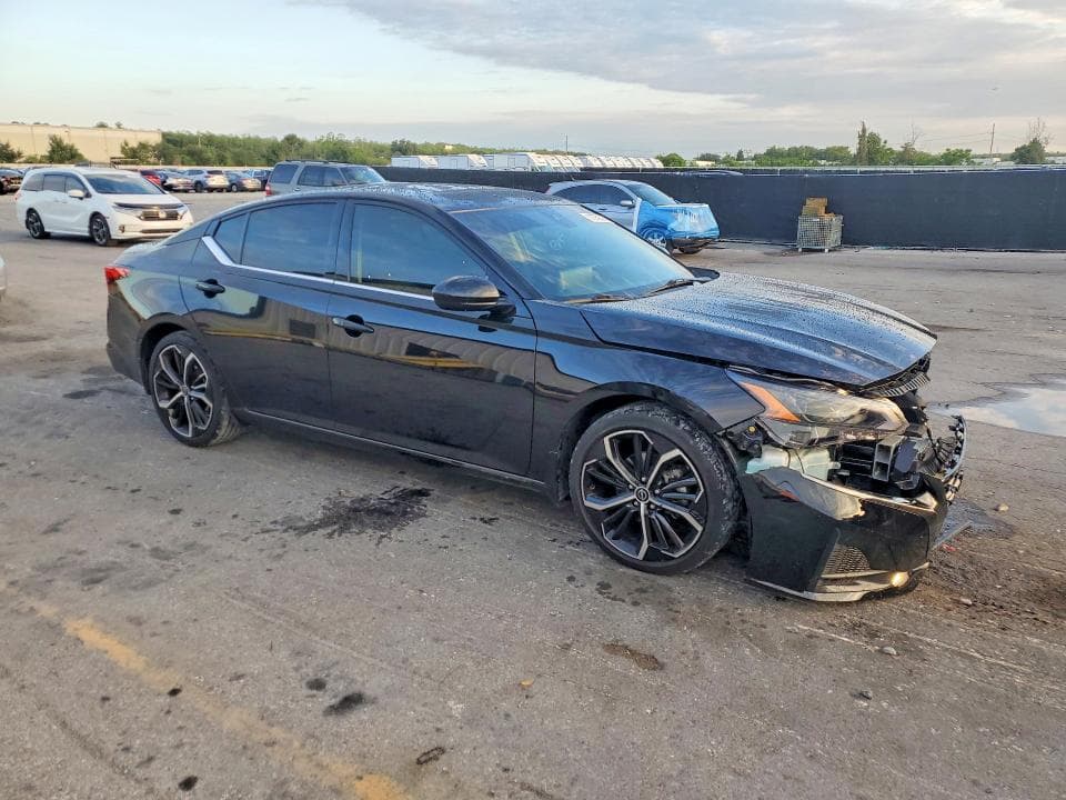 2025 NISSAN ALTIMA SR SR 4