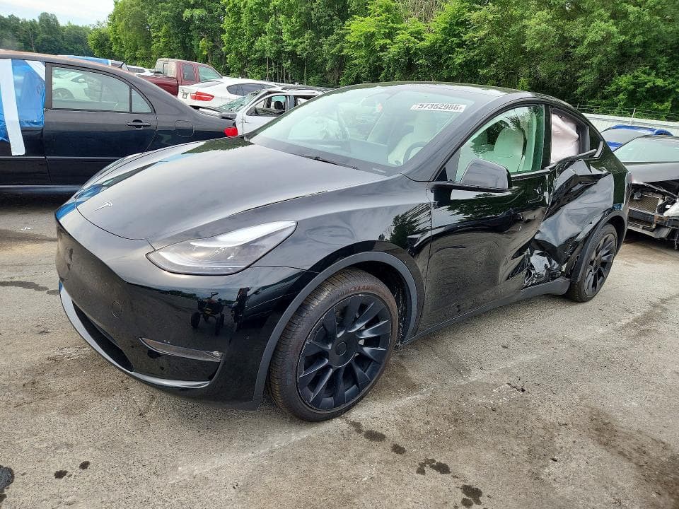 2023 TESLA MODEL Y - 1