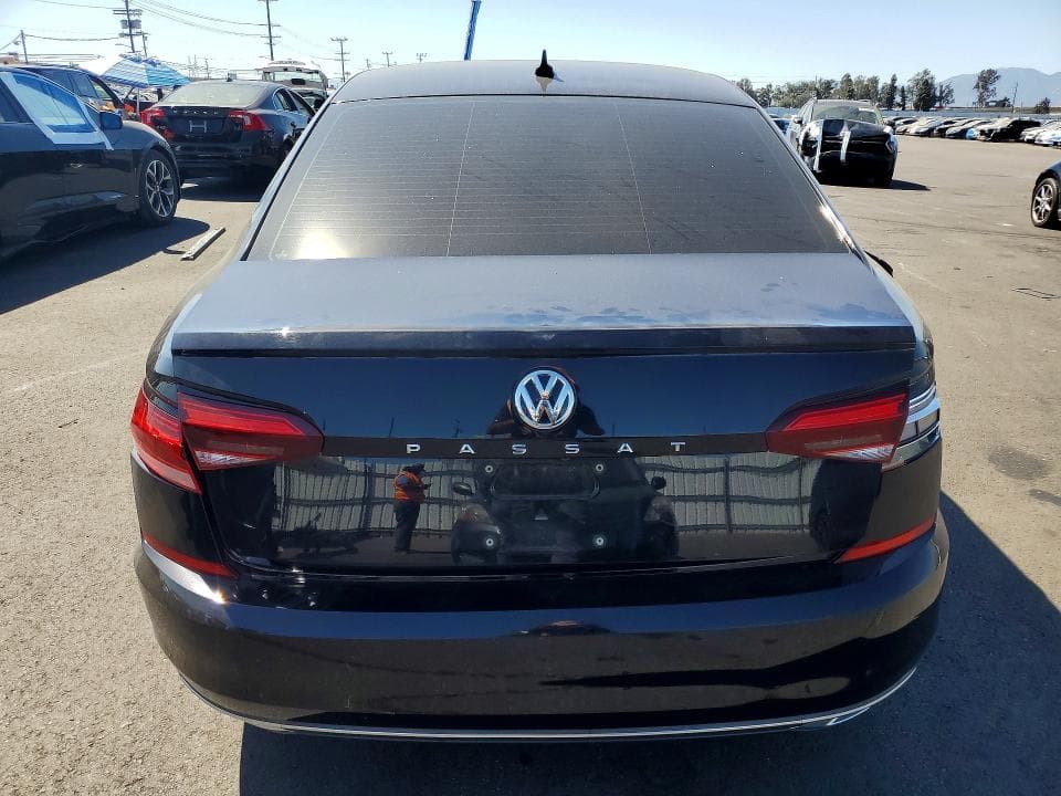 2020 VOLKSWAGEN PASSAT SE 6