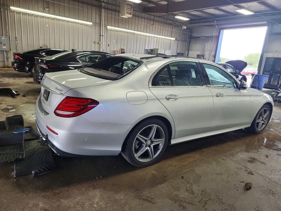 2017 MERCEDES-BENZ E 300 4MATIC 3
