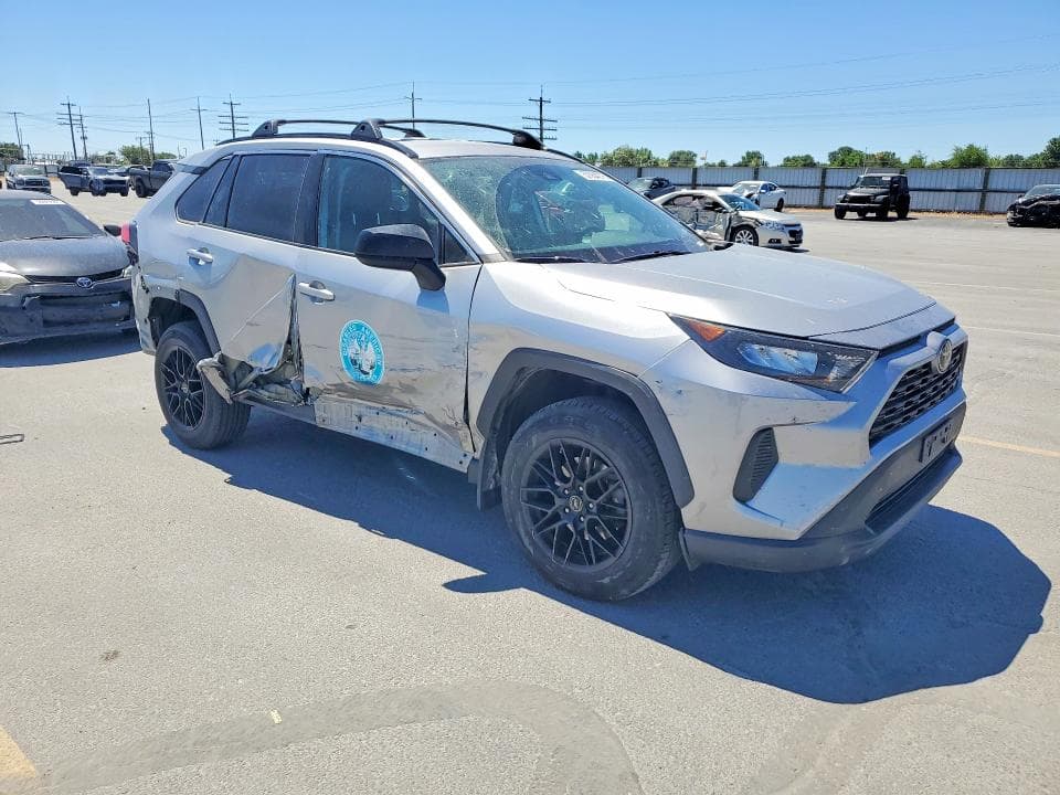 2020 TOYOTA RAV4 LE 4