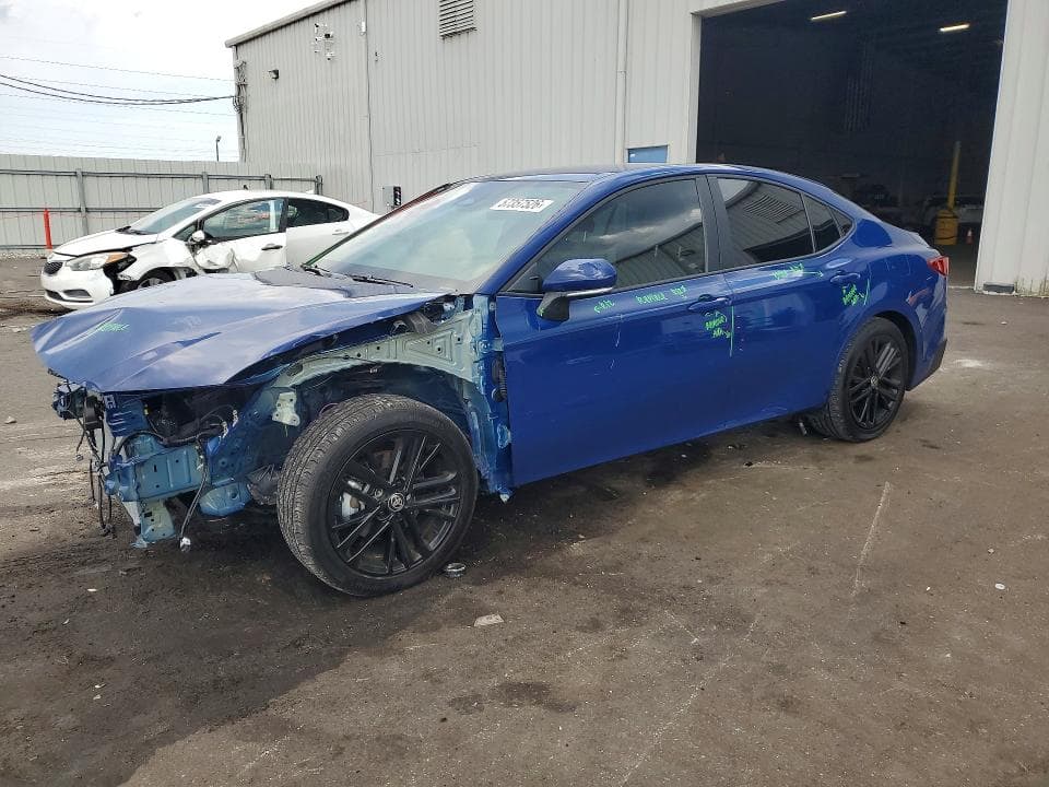 2026 TOYOTA CAMRY SE - 1