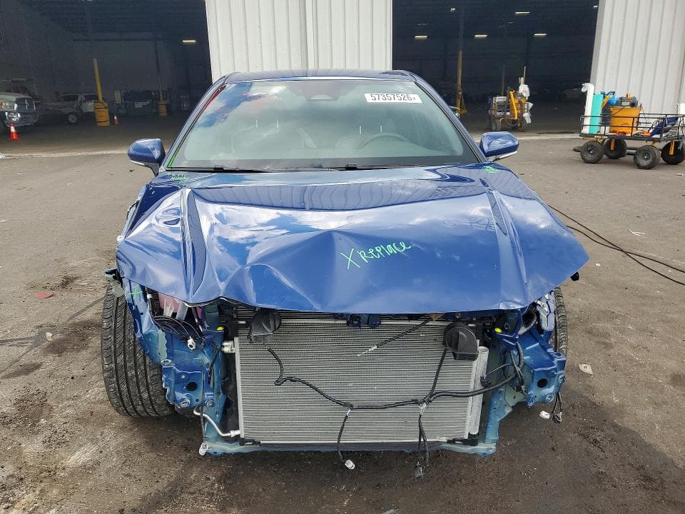 2026 TOYOTA CAMRY SE 5