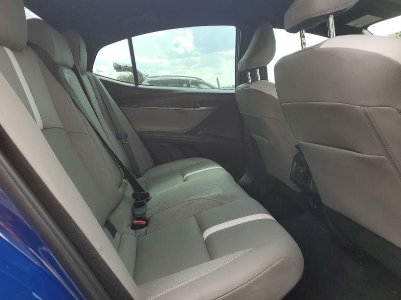 2026 TOYOTA CAMRY SE 10