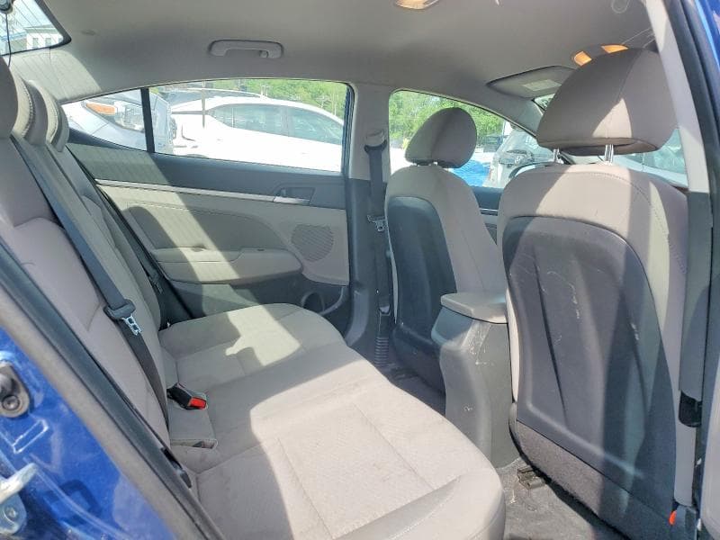 2020 HYUNDAI ELANTRA SEL 10