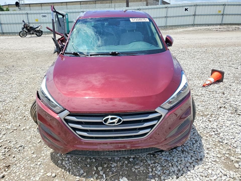 2017 HYUNDAI TUCSON SE 5