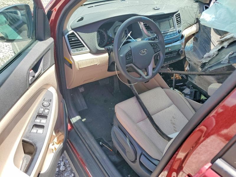 2017 HYUNDAI TUCSON SE 8