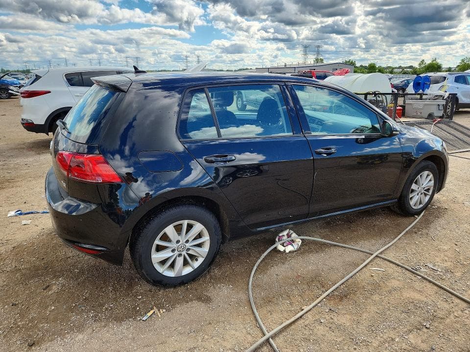 2016 VOLKSWAGEN GOLF S 3