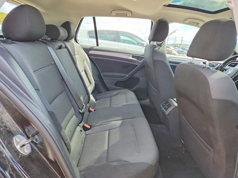 2016 VOLKSWAGEN GOLF S 10