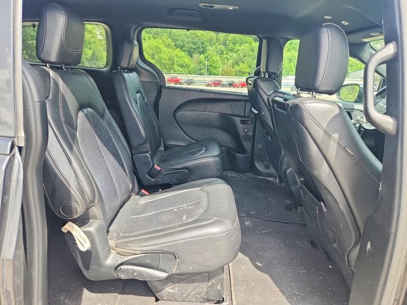2018 CHRYSLER PACIFICA TOURING L PLUS 11