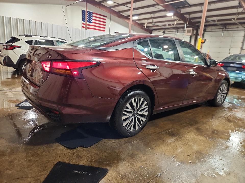 2023 NISSAN ALTIMA SV 3