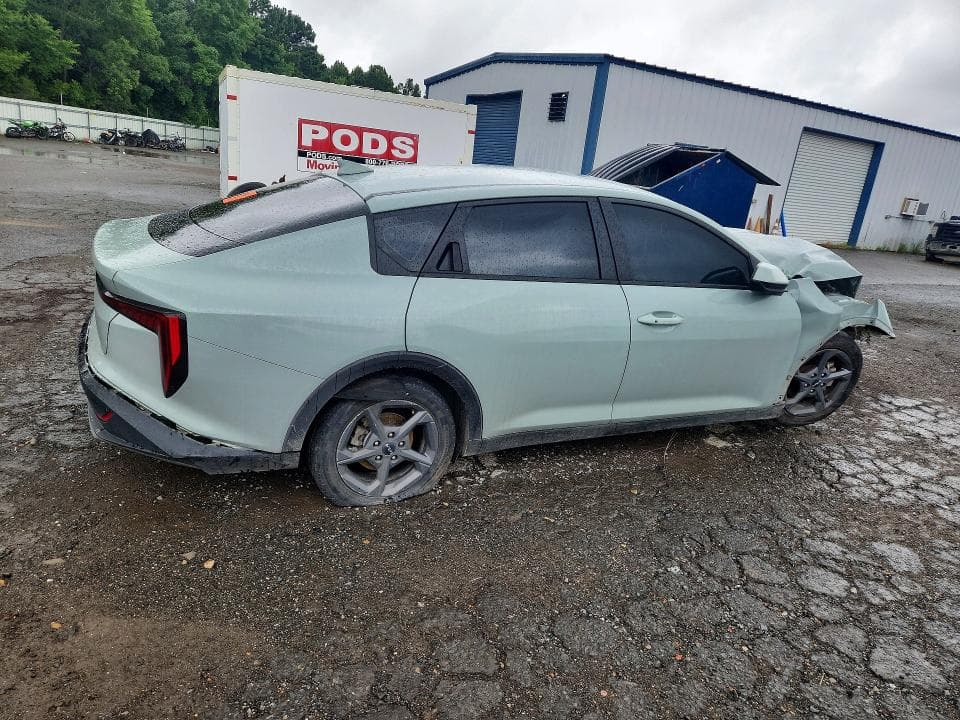 2025 KIA K4 LXS 3