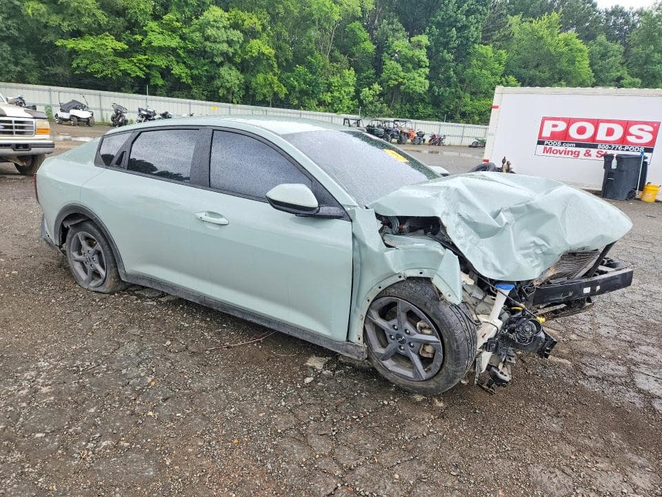 2025 KIA K4 LXS 4