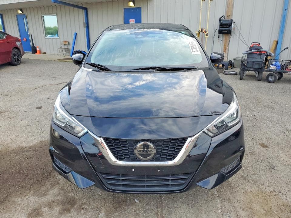 2021 NISSAN VERSA SV SV 5