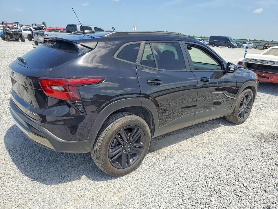 2025 CHEVROLET TRAX ACTIV 3