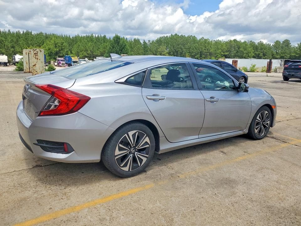 2018 HONDA CIVIC EX 3