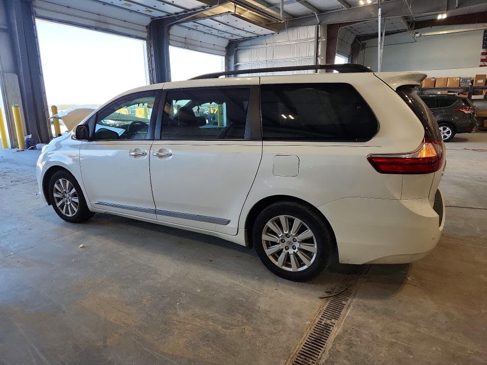 2017 TOYOTA SIENNA LIMITED PREMIUM 7-PASSENGER 2