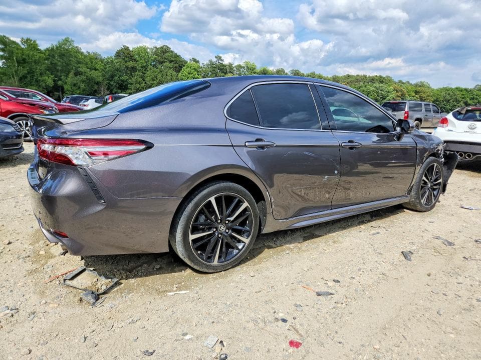 2018 TOYOTA CAMRY XSE XSE 3