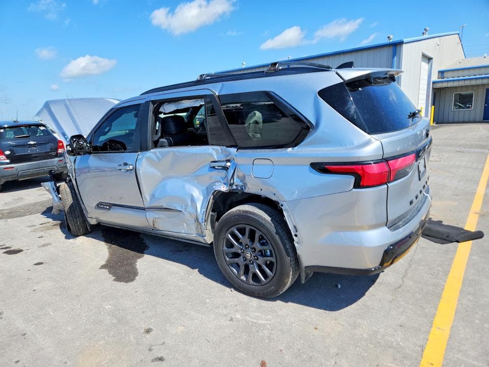 2025 TOYOTA SEQUOIA PLATINUM 2