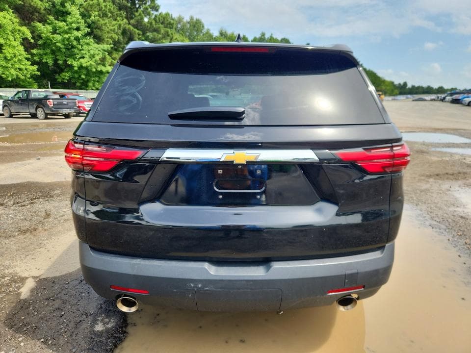 2023 CHEVROLET TRAVERSE LS 6
