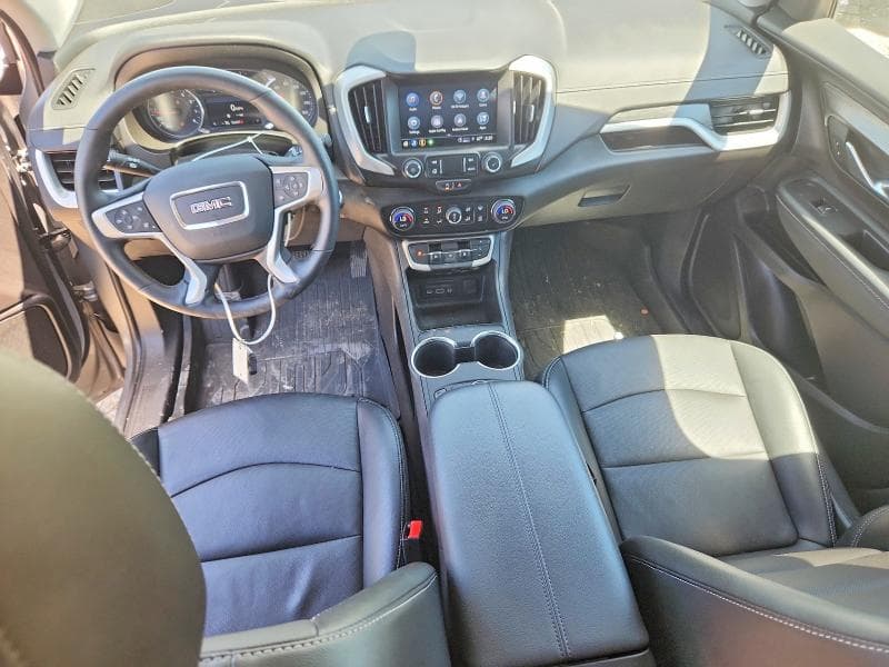 2024 GMC TERRAIN SLT 8