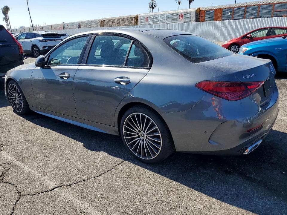 2025 MERCEDES-BENZ C 300 2