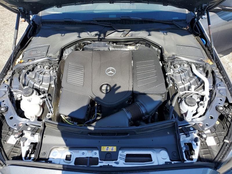 2025 MERCEDES-BENZ C 300 11