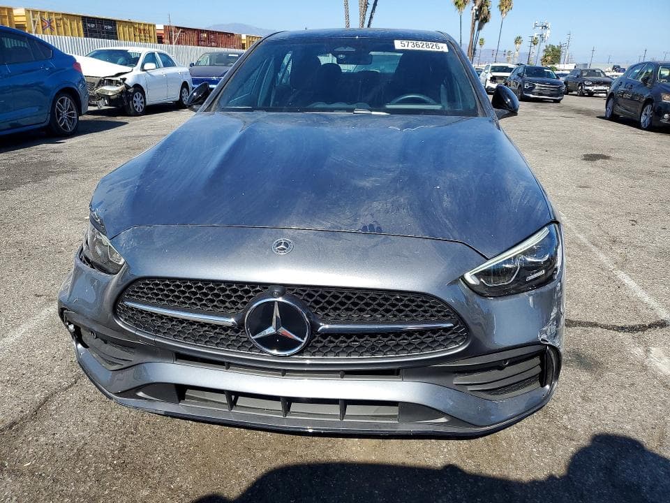 2025 MERCEDES-BENZ C 300 5