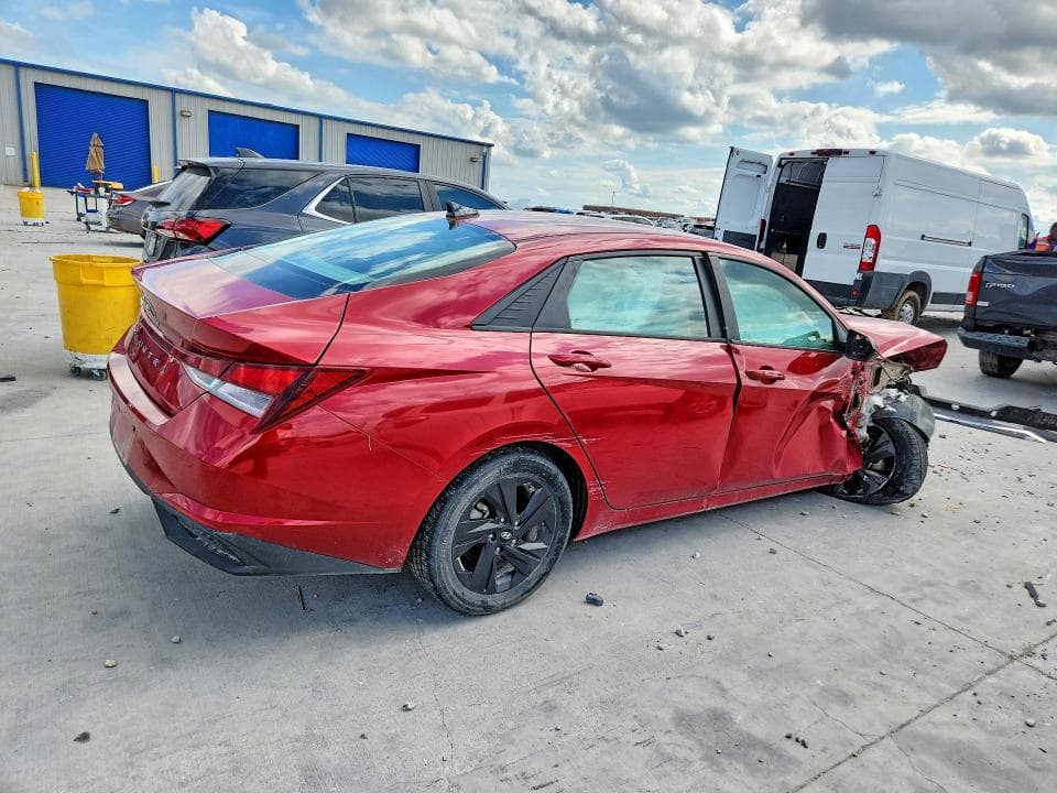 2021 HYUNDAI ELANTRA SEL 3