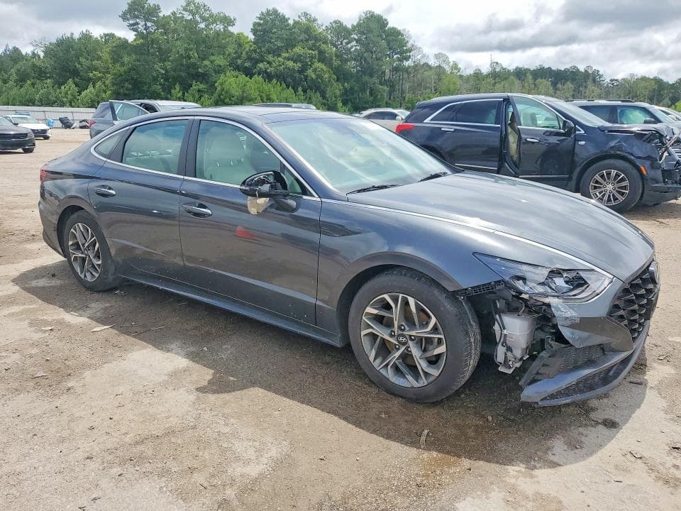 2022 HYUNDAI SONATA SEL 4