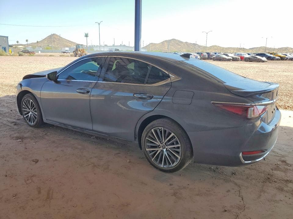 2025 LEXUS ES 300H BASE 3