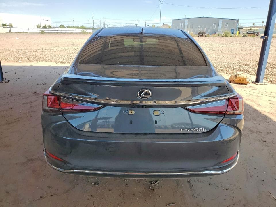 2025 LEXUS ES 300H BASE 7